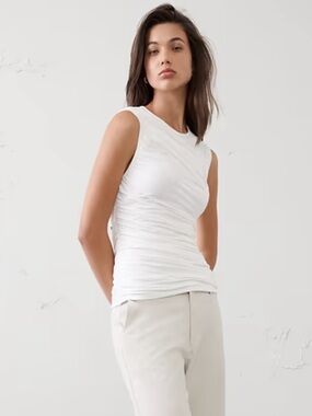 Banana republic sleeveless top